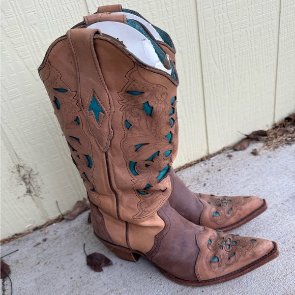 Corral boots - Picture 1 of 4